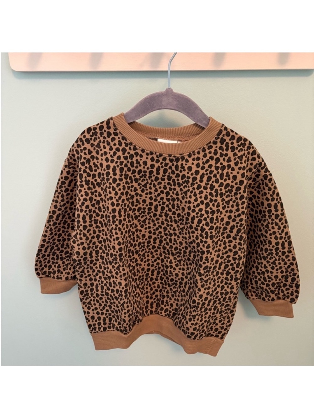 ZARA HEAVYWEIGHT ANIMAL PRINT SWEATSHIRT